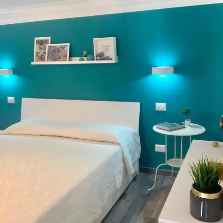 Vakantiehuis Orto Siculo House-1